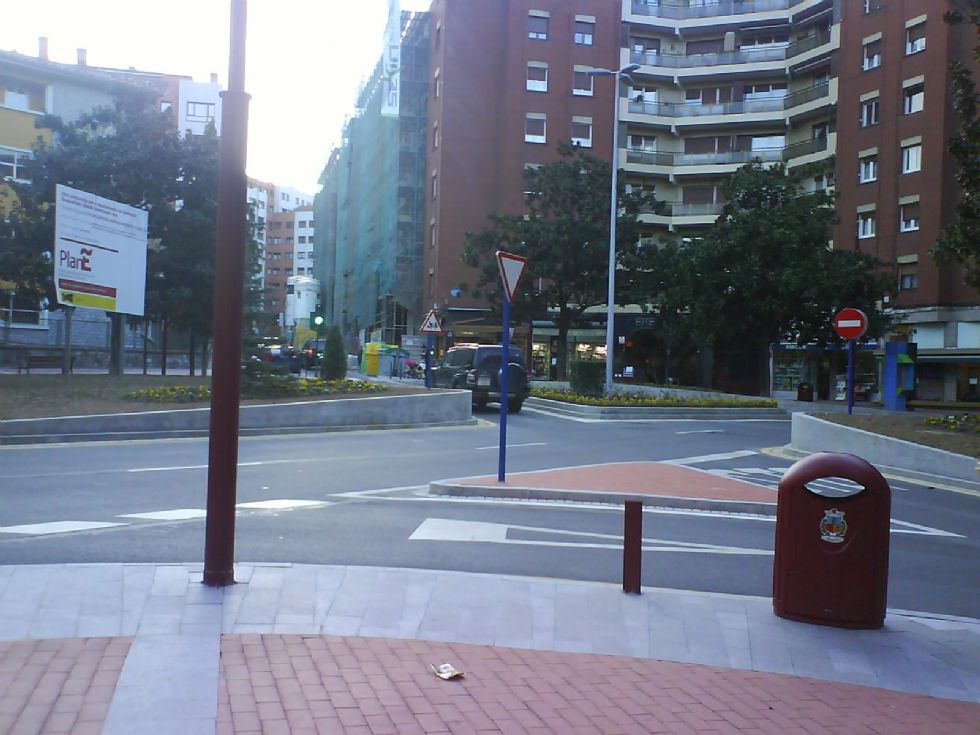 2.CALLE AUTONOMIA BARAKALDO 