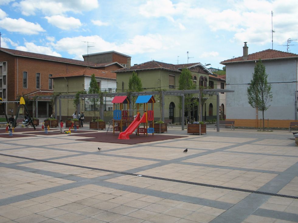 7.PLAZA SANTA EUGENIA GETXO 